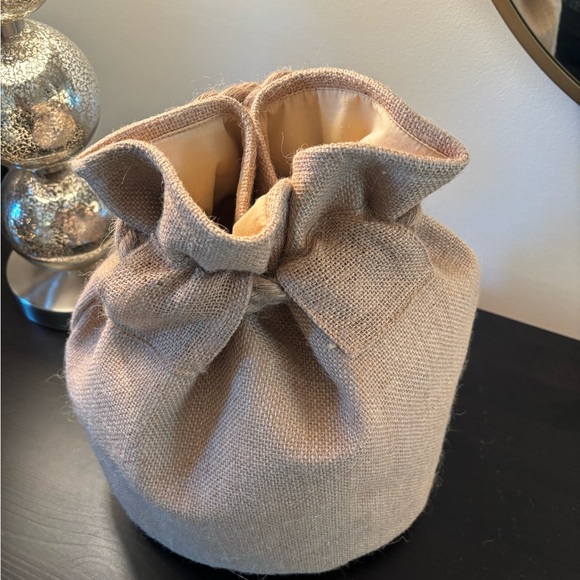 Gorgeous Jute Bag with Ties - Picture 5 of 6